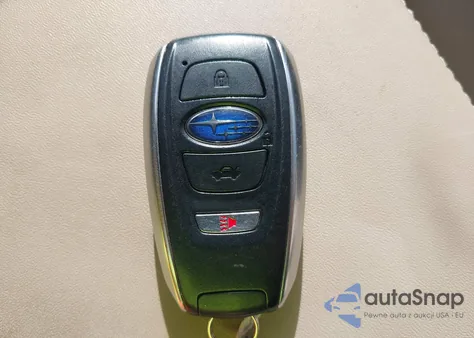 2016 Subaru Outback 2.5I Limited z USA, uszkodzony, nr VIN 4S4BSANC4G3361439